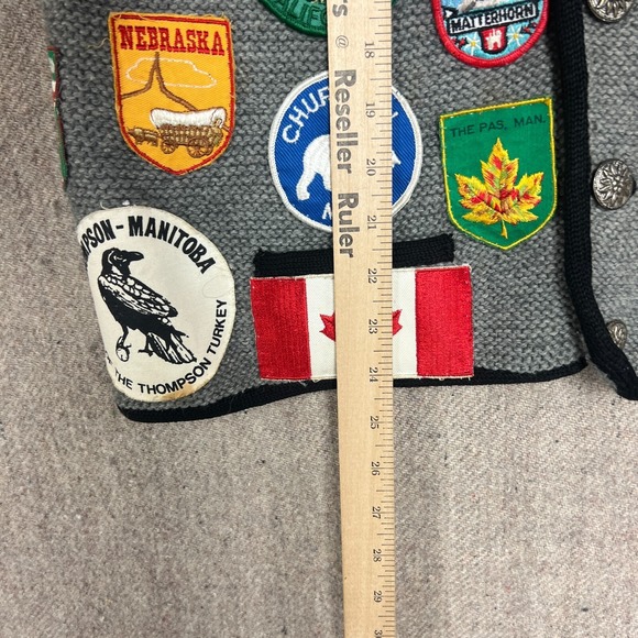 Vintage Patched Wool Sweater Mens Small Gray 1960s Cardigan Tourist Travel - Picture 10 of 11